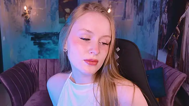 VivienLeeigh online show from November 2025 09:11:01 AM