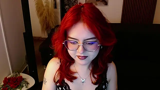 Snapshot of crimson_tati_ chatting on March 2025 05:11:02 AM crimson tati online show from March 2025 05:11:02 AM