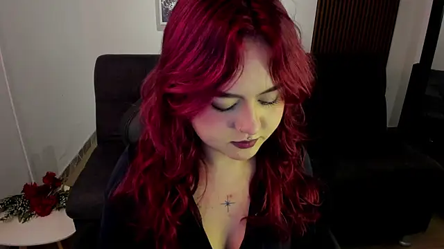 Snapshot of crimson_tati_ chatting on September 2025 04:03:01 AM crimson tati online show from September 2025 04:03:01 AM