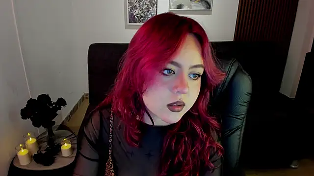 Snapshot of crimson_tati_ chatting on September 2025 04:29:01 AM crimson tati online show from September 2025 04:29:01 AM