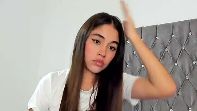 AriaMontgomery online show from January 2025 04:29:01 AM