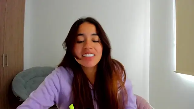 AriaMontgomery online show from March 2025 06:01:02 PM