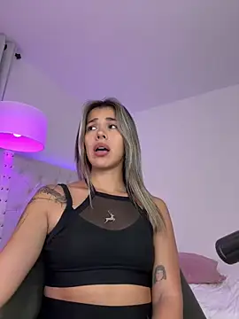 Eli818 online show from December 2024 04:42:02 AM