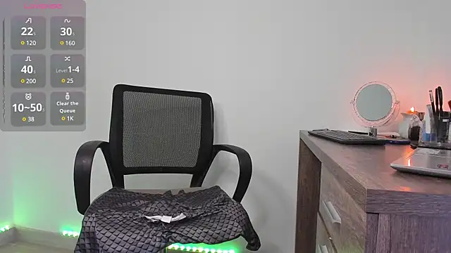 stephennolan1 online show from March 2025 05:47:01 PM