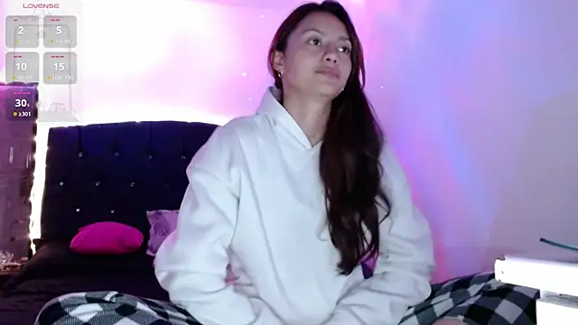 holy juli online show from January 2025 05:49:01 AM