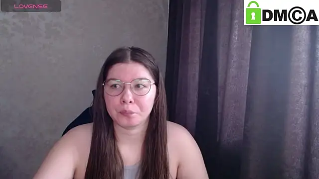 Snapshot of holy_michela chatting on February 2026 06:53:02 AM holy michela online show from February 2026 06:53:02 AM