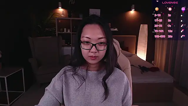 Marine Vact online show from October 2025 02:03:02 PM