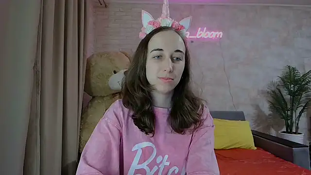 Anika bloom online show from March 2025 08:54:01 PM