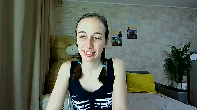 Anika bloom online show from February 2026 06:47:01 PM