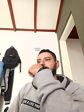 Snapshot of P4uzud4O chatting on February 2026 11:59:01 AM P4uzud4O online show from February 2026 11:59:01 AM