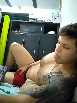 Snapshot of King_russo chatting on January 2025 09:08:01 AM King russo online show from January 2025 09:08:01 AM