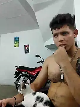 Snapshot of King_russo chatting on February 2025 12:43:02 AM King russo online show from February 2025 12:43:02 AM