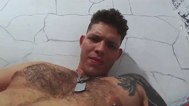 Snapshot of King_russo chatting on February 2025 05:15:01 AM King russo online show from February 2025 05:15:01 AM