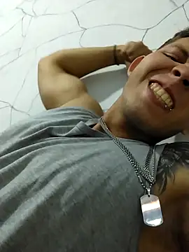 Snapshot of King_russo chatting on March 2025 12:43:01 AM King russo online show from March 2025 12:43:01 AM