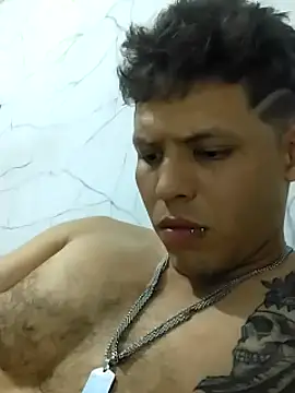 Snapshot of King_russo chatting on March 2025 03:25:01 AM King russo online show from March 2025 03:25:01 AM