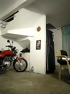 Snapshot of King_russo chatting on September 2025 11:17:02 PM King russo online show from September 2025 11:17:02 PM