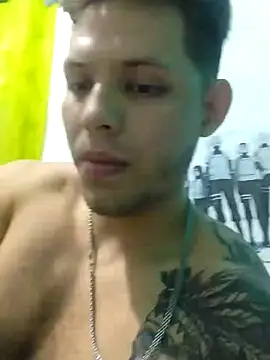 Snapshot of King_russo chatting on September 2025 02:27:02 AM King russo online show from September 2025 02:27:02 AM