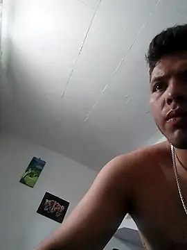 Snapshot of King_russo chatting on October 2025 02:47:01 PM King russo online show from October 2025 02:47:01 PM