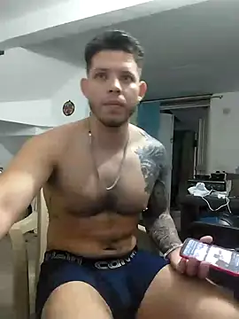 Snapshot of King_russo chatting on October 2025 10:00:02 PM King russo online show from October 2025 10:00:02 PM