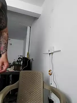 Snapshot of King_russo chatting on November 2025 07:45:02 PM King russo online show from November 2025 07:45:02 PM