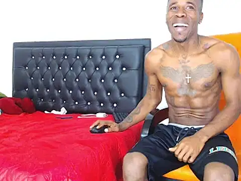 Snapshot of Damian_hart_24CM chatting on February 2025 03:41:02 PM Damian hart 24CM online show from February 2025 03:41:02 PM