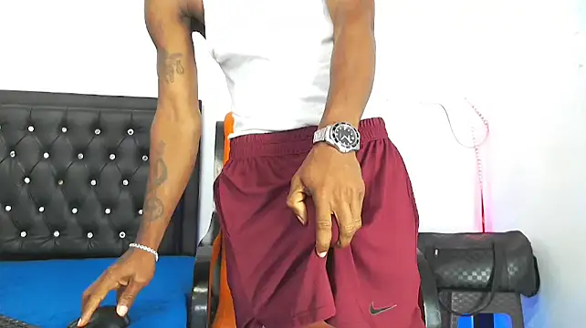 Snapshot of Damian_hart_24CM chatting on October 2025 09:10:02 AM Damian hart 24CM online show from October 2025 09:10:02 AM