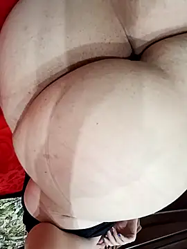 May Ar online show from November 2025 02:37:02 AM