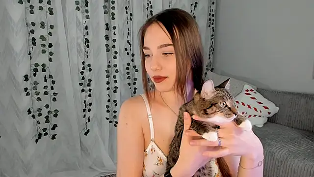 Tate Angel online show from March 2025 06:18:01 PM