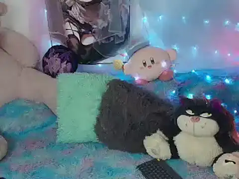 Snapshot of Kurumi57 chatting on October 2025 12:17:01 PM Kurumi57 online show from October 2025 12:17:01 PM