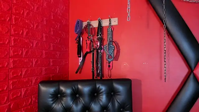 Monttserratt online show from September 2025 12:10:01 PM