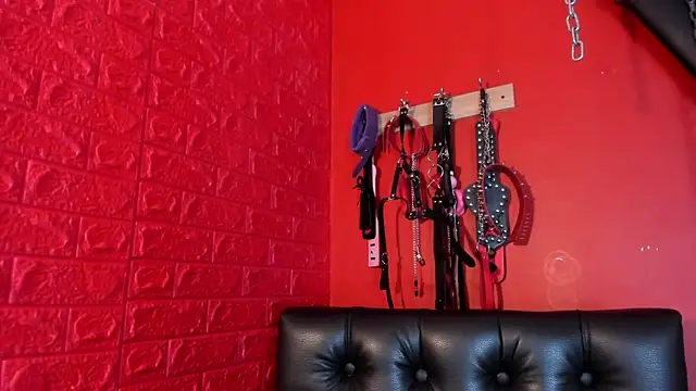 Monttserratt online show from September 2025 02:11:02 PM