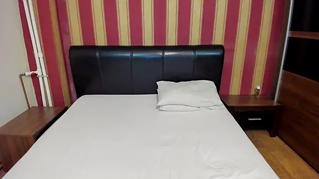 AshPage online show from December 2024 10:25:01 PM