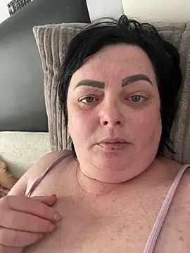 Amandamuller1982 online show from February 2025 10:37:02 AM