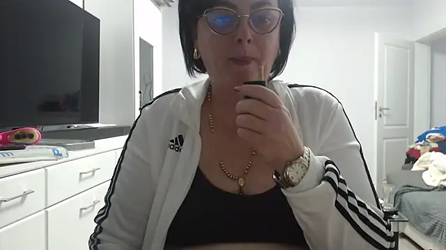 Amandamuller1982 online show from November 2025 12:53:01 AM