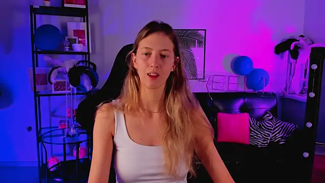 Sharon Evansi online show from December 2024 08:45:02 AM