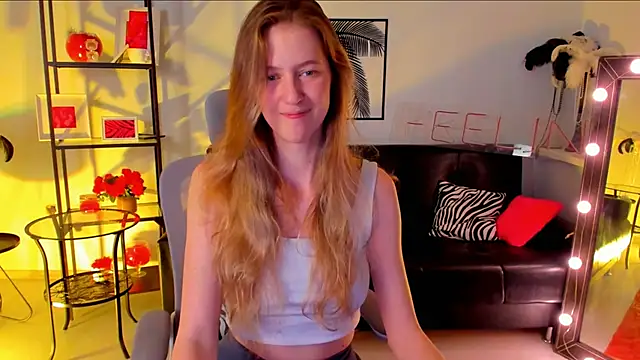 Sharon Evansi online show from March 2025 06:10:02 PM