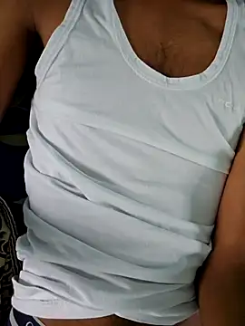 Snapshot of Luffyslim chatting on December 2024 06:37:01 AM Luffyslim online show from December 2024 06:37:01 AM