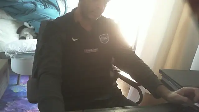 shyfrenchcock1 online show from November 2025 02:31:02 PM