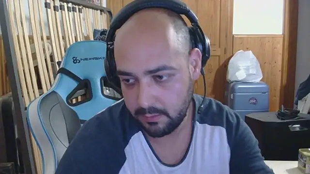 chicomallorca96 online show from May 2026 02:54:01 PM