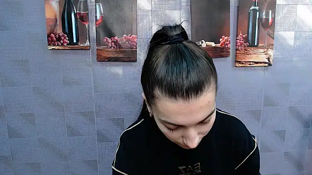 KarolinaRosse  online show from January 2025 10:11:01 AM