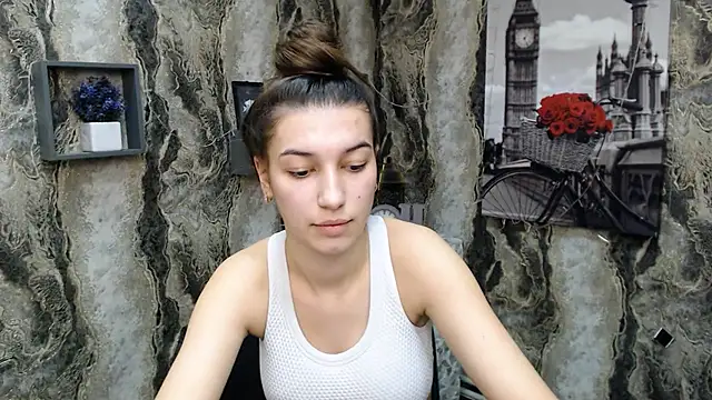 KarolinaRosse  online show from February 2025 12:57:02 PM