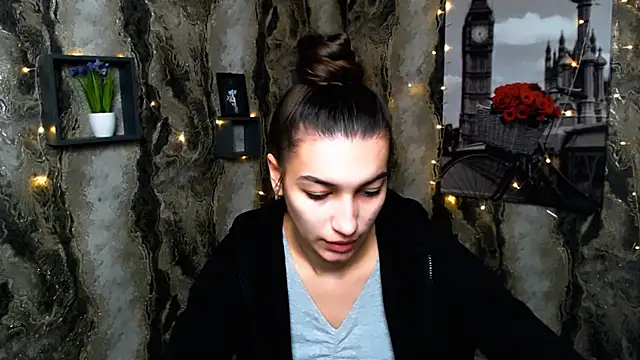 KarolinaRosse  online show from February 2025 10:49:02 AM