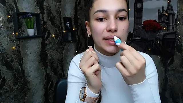 KarolinaRosse  online show from February 2025 06:51:01 AM