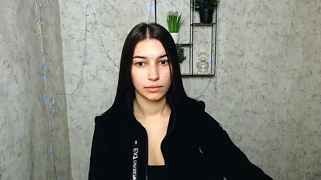 KarolinaRosse  online show from February 2025 07:05:01 AM