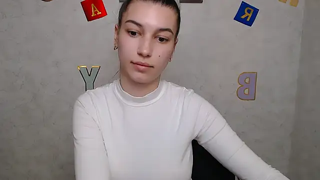 KarolinaRosse  online show from March 2025 10:07:02 AM