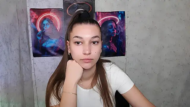 KarolinaRosse  online show from October 2025 05:40:01 AM