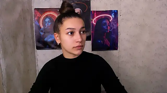 KarolinaRosse  online show from November 2025 06:45:02 AM