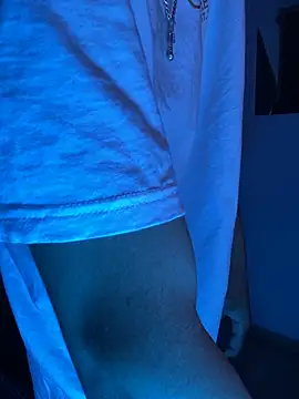 Snapshot of SkinnyHot444 chatting on February 2026 01:51:01 PM SkinnyHot444 online show from February 2026 01:51:01 PM