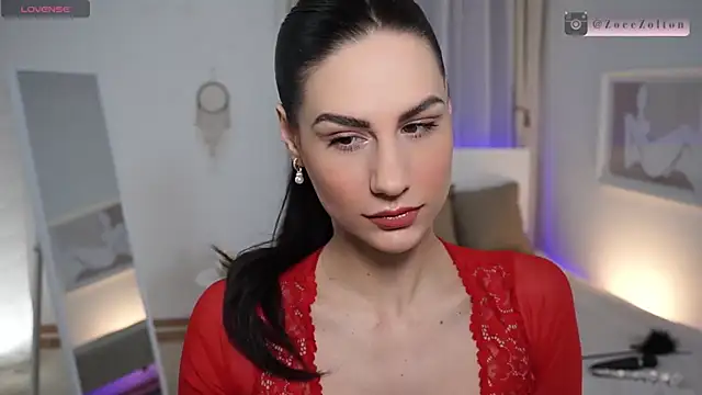 ZoeeZolton online show from January 2025 11:59:01 AM