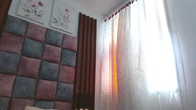 Saraa-restrepo online show from January 2025 04:56:02 PM